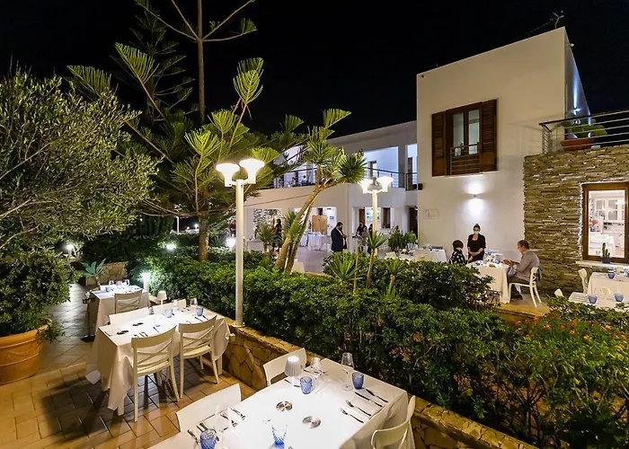 Hotel Ristorante Cavalluccio Marino 3* ミラノ