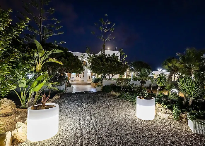 Hotel Ristorante Cavalluccio Marino ホテル 3*